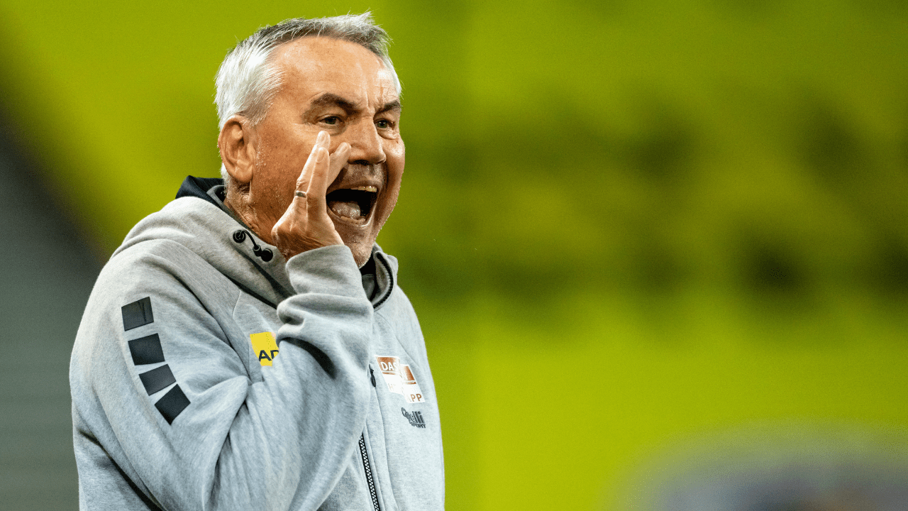Austria Klagenfurt trennt sich von Peter Pacult 1 Pacult bruellt