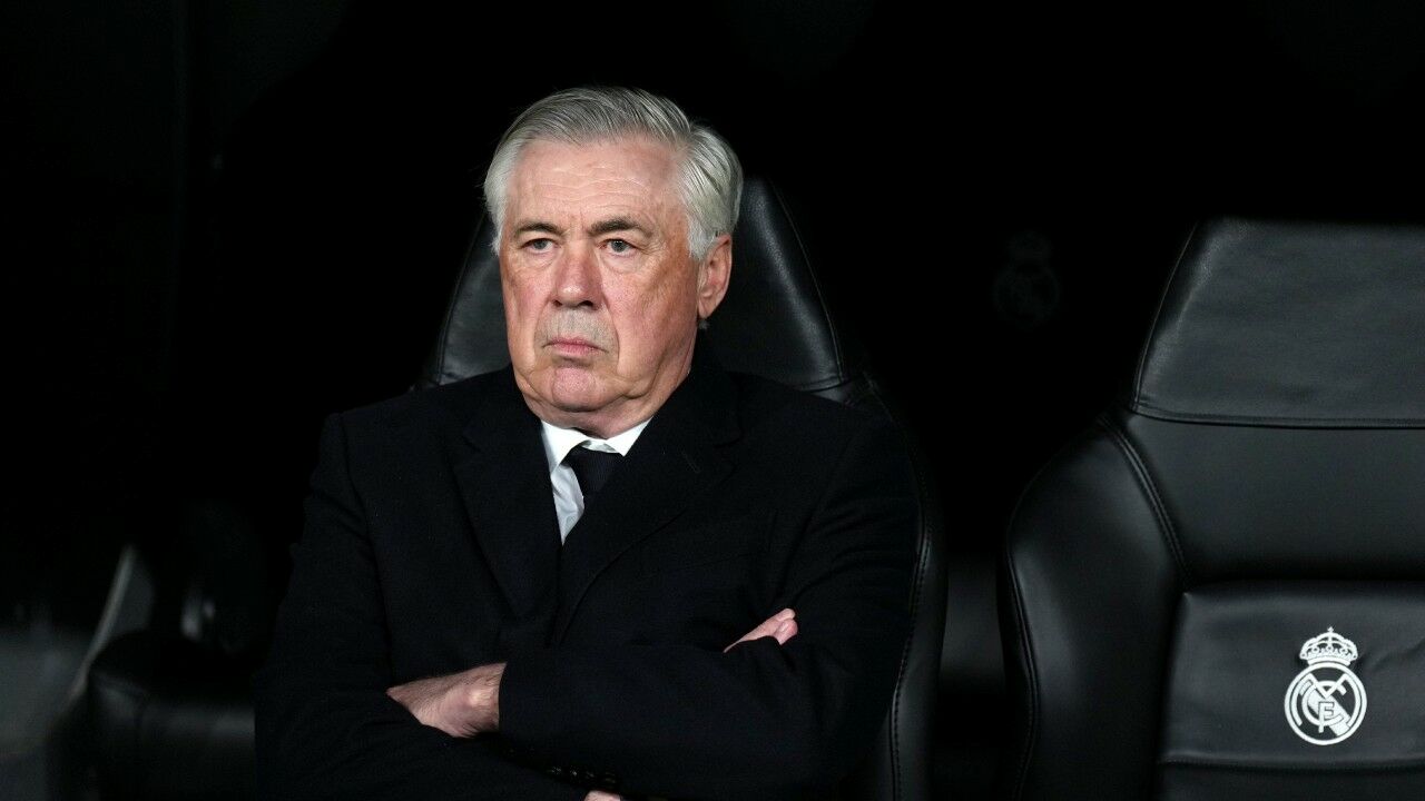 Spektakuläre Wende! Ancelotti-Poker geht in nächste Runde 1 ancelotti real arme verschraenkt