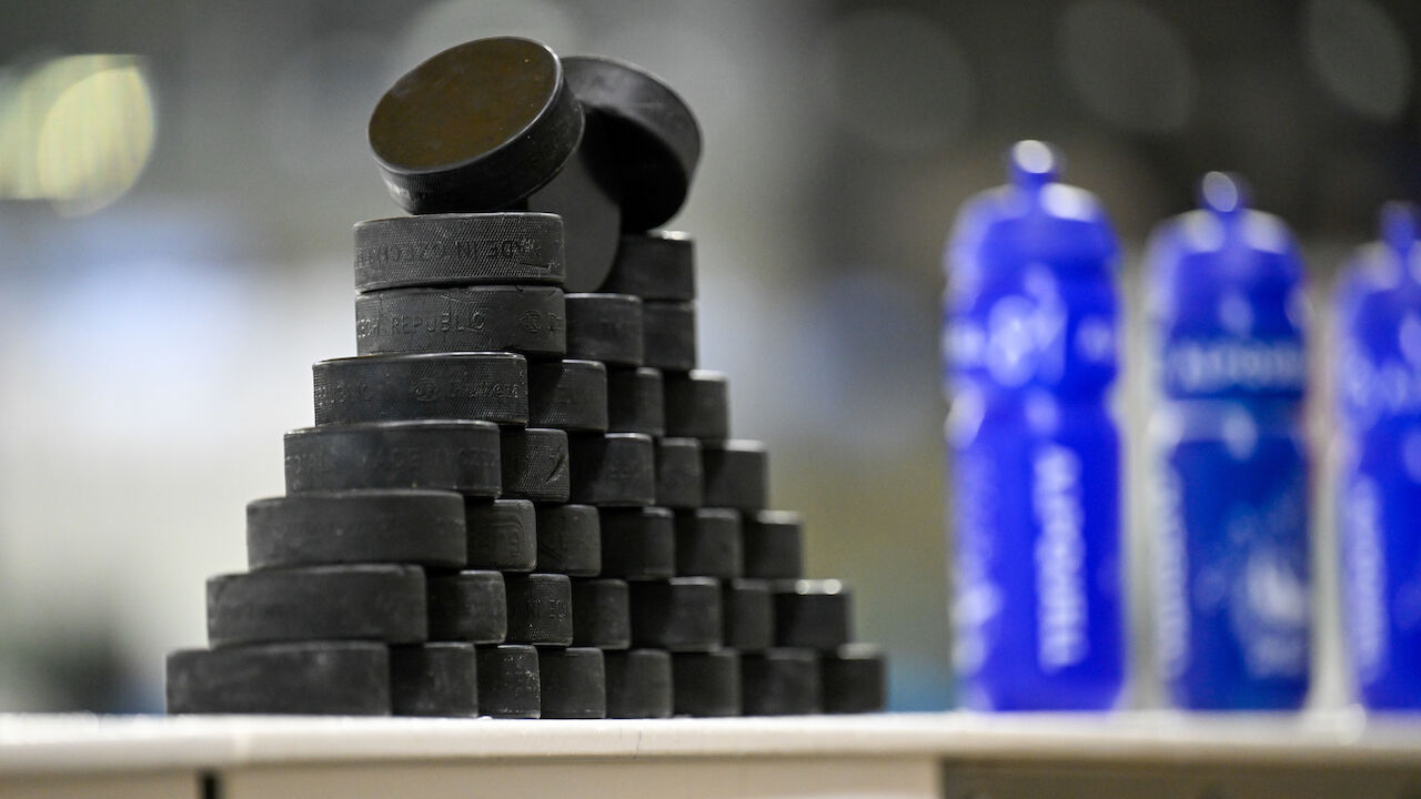 Eishockey: Rekordchampion gibt Kader vor ÖEHV-Duell bekannt 1 Puck